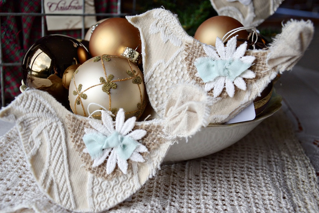 https://www.harbourbreezehome.com/wp-content/uploads/2012/04/ornaments-in-a-bowl-ps.jpg