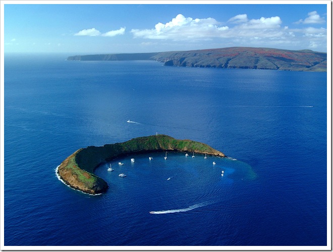 HI 020113-244 Molokini Island, Maui January 13, 2002