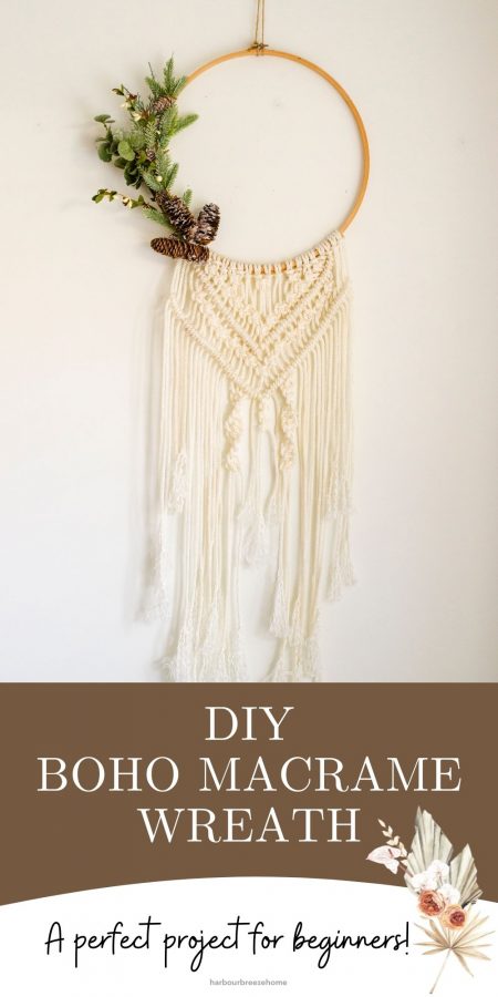 DIY macrame Christmas wreath wall hanging