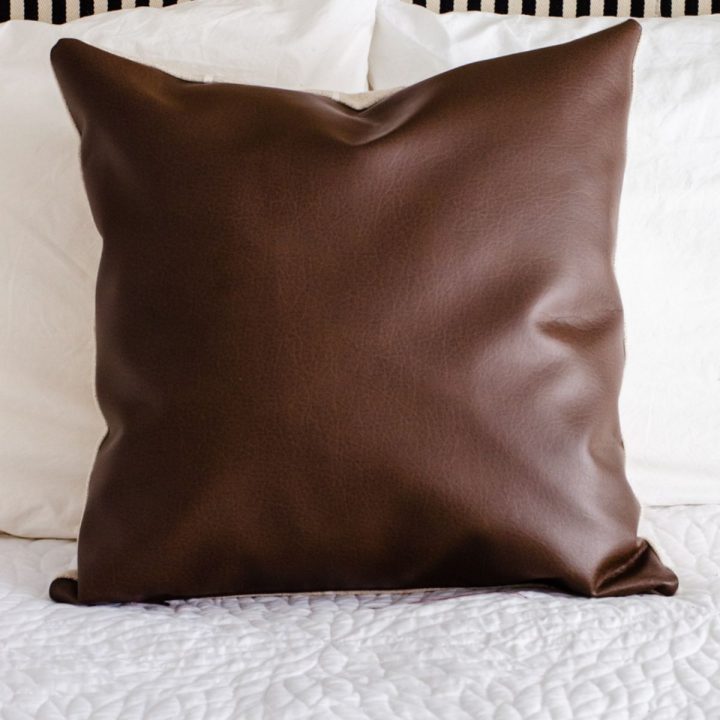 How to Sew Zippered (Faux) Leather Pillow Covers
