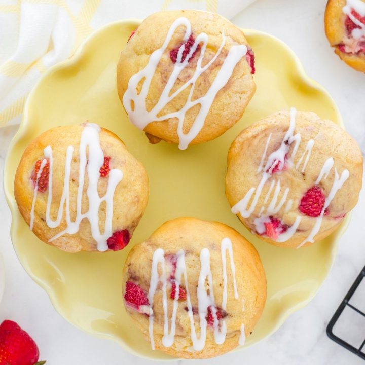 Buttermilk Strawberry Muffins 