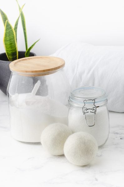 Tricks for How to Make Laundry Smell Good Without Dryer Sheets ...