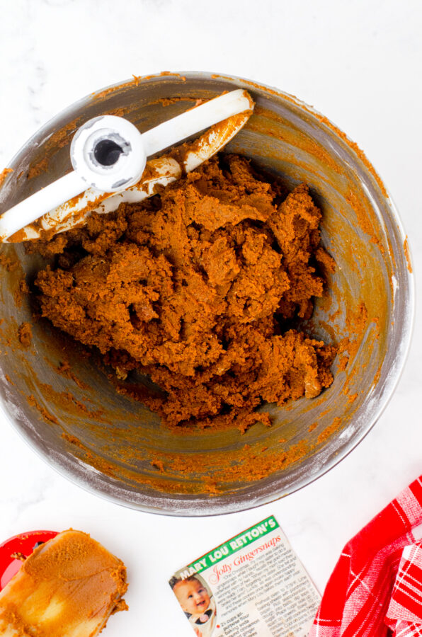 The thick gingersnaps cookie dough in a bowl.