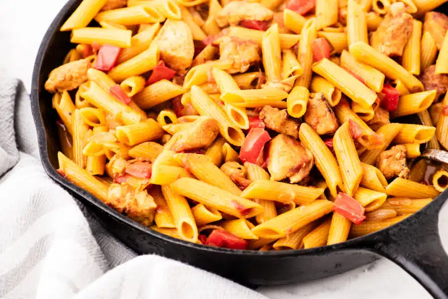 Quick & Easy One Pot Chicken Pasta Recipe - Harbour Breeze Home