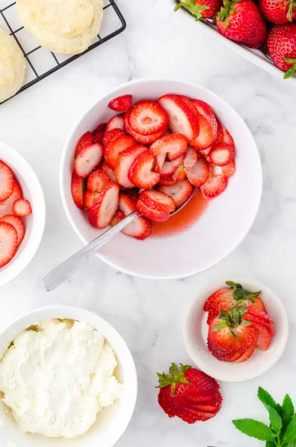 Ingredients needed for strawberry shortcake in a jar